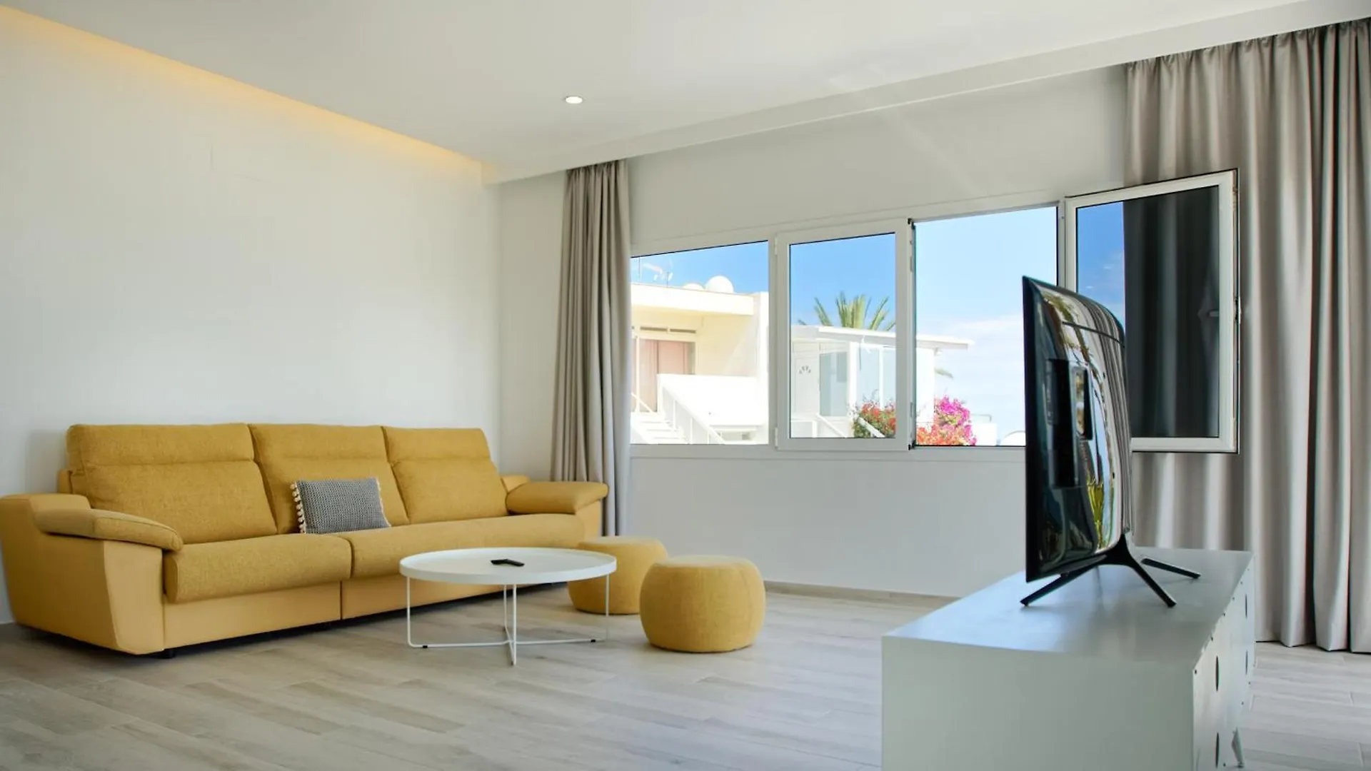 Deva Beach Boutique Apartments Maspalomas  Maspalomas (Gran Canaria)
